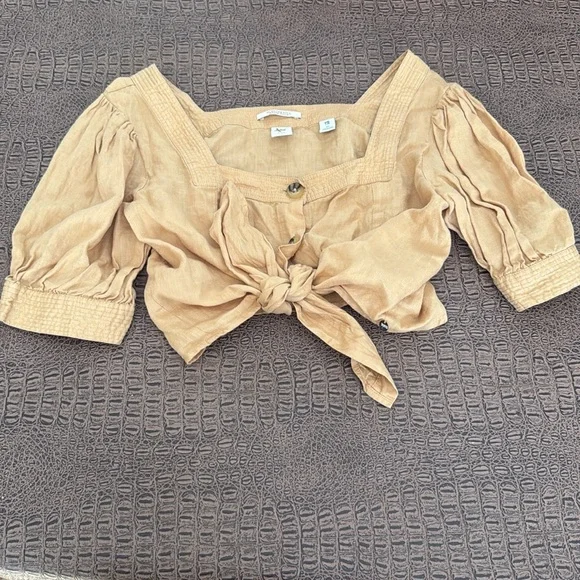 Scotch & Soda Maison Scotch XL tie-front button top puff sleeve tan linen blend - Picture 2 of 8